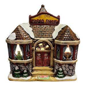 Vintage Lefton China Curio Shop Light-Up Decor